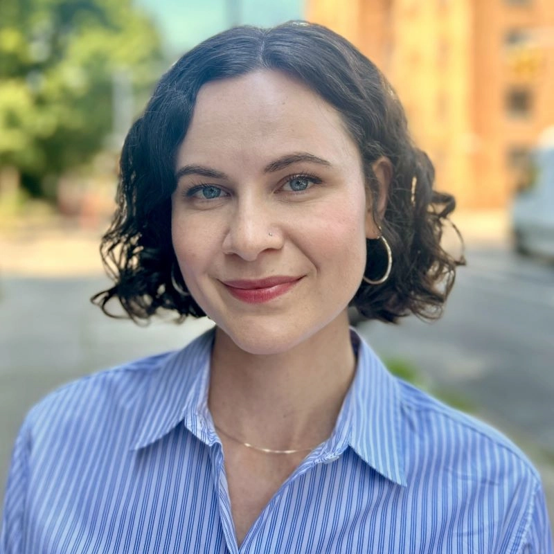 Image of Eva Phillips, Senior Analyst at HR&A Advisors