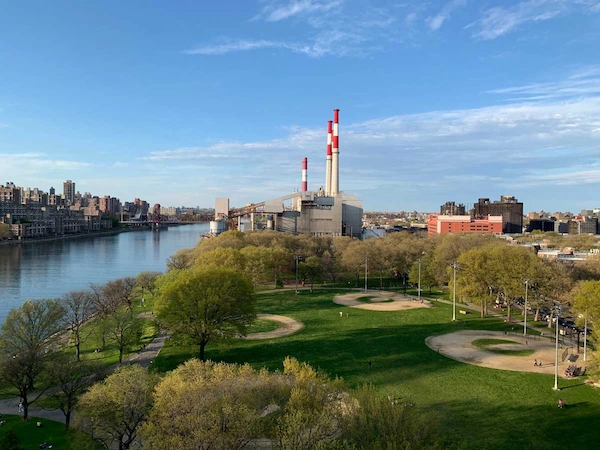 Ravenswood Generating Station (Image: Courtesy of Reimagine Ravenswood)