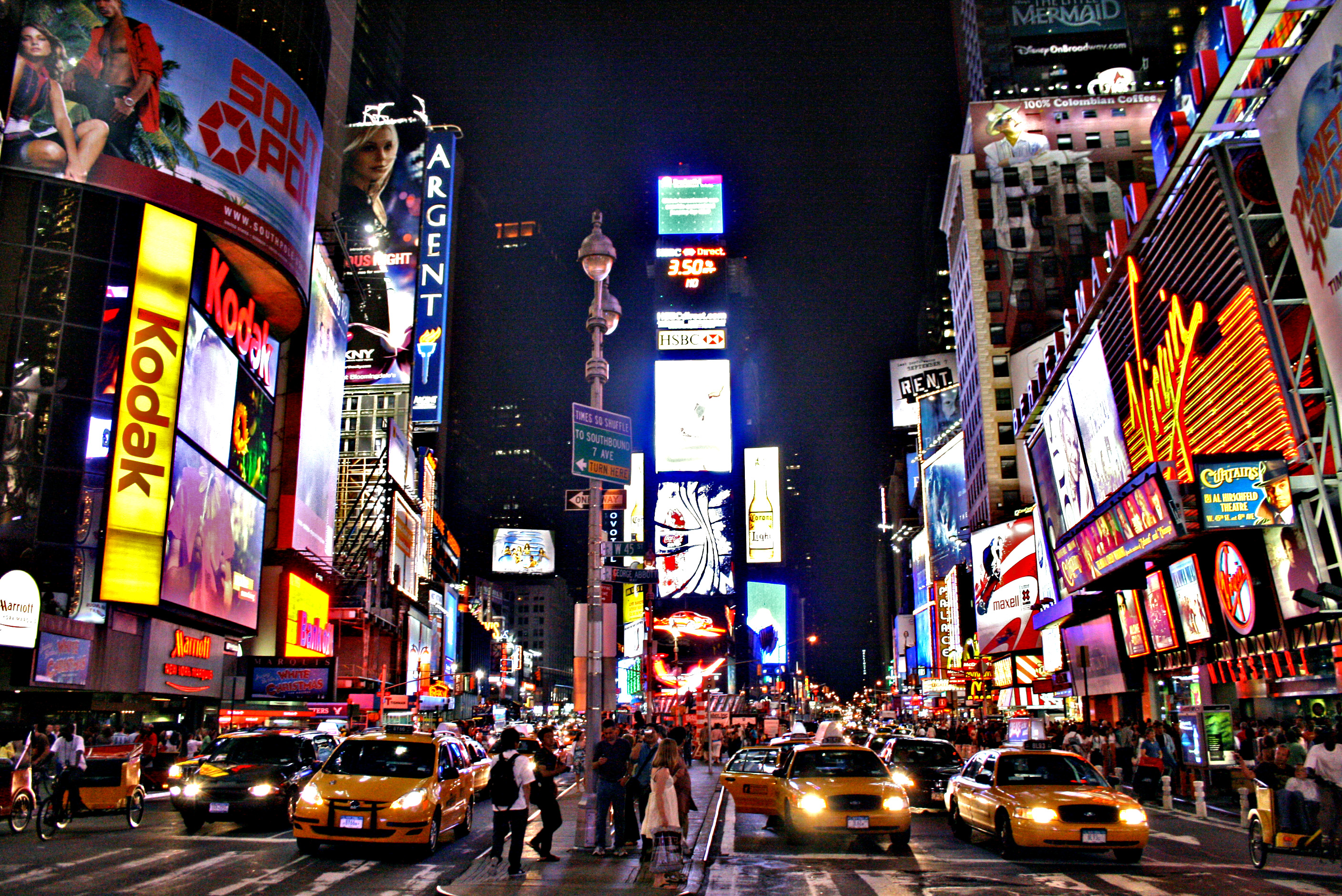 NY Times and Crain’s feature HR&A’s Findings on Times Square Economic Impact